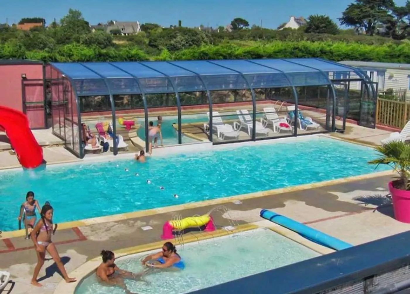 Camping - Piscine - Efadch Pleumeur-Bodou France